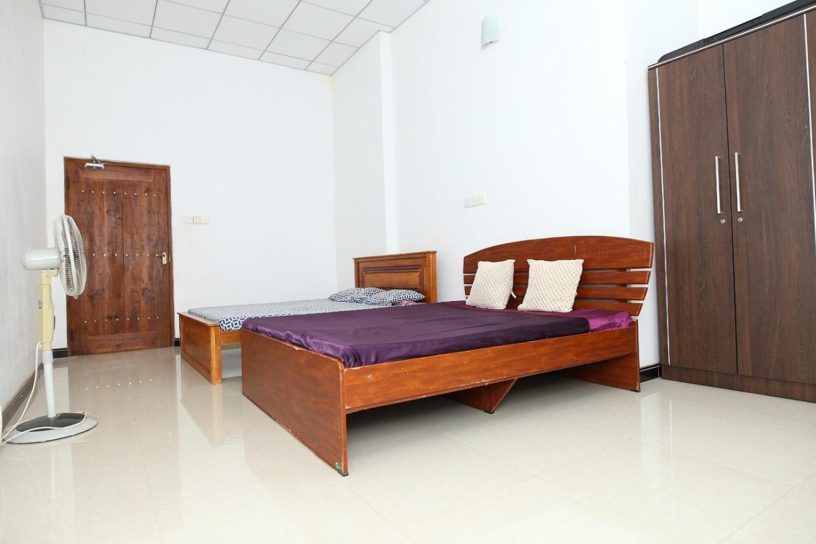 Sujee'S Guest House With Two Bed Rooms Anuradhapura Exteriör bild