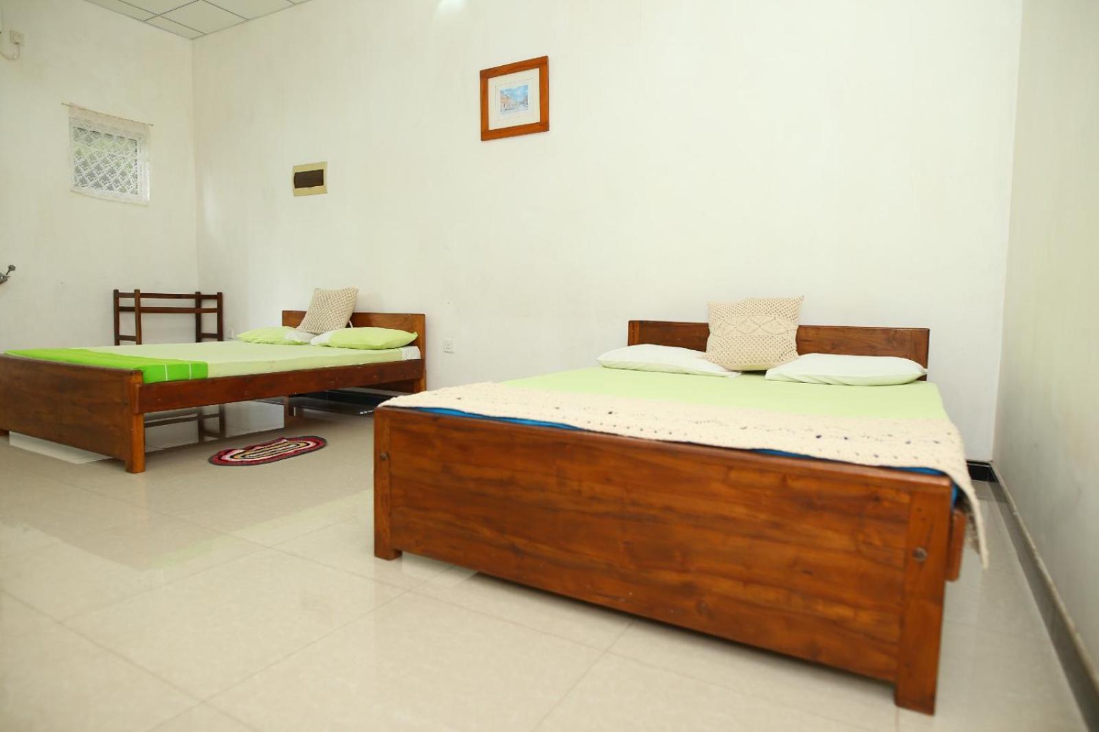 Sujee'S Guest House With Two Bed Rooms Anuradhapura Exteriör bild